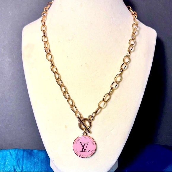Louis Vuitton pink trunks & bags zip charm pendant necklace GP rolo chunky chain - Picture 4 of 4